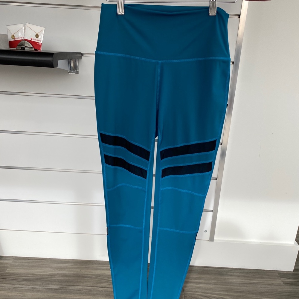 Kadyluxe Mesh Madness Leggings - Corsair/Blue